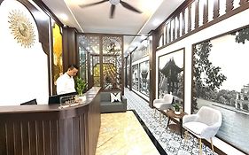 Khách sạn&Spa The Queen 2